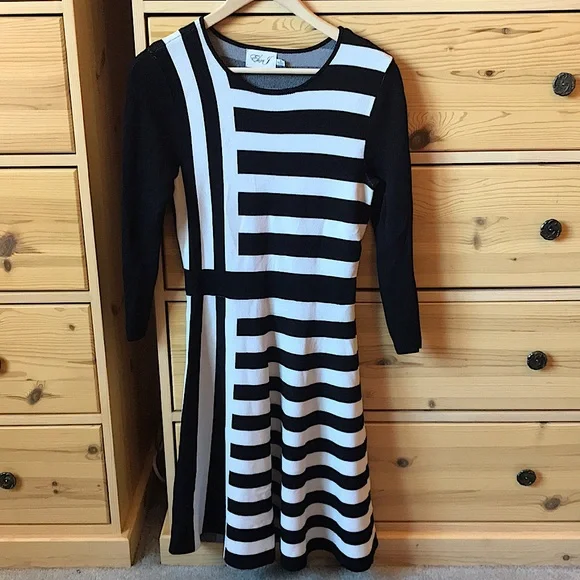 Eliza J Black and White Striped Dress Size Medium - Picture 2 of 8